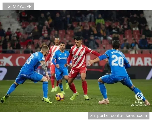 吉罗纳4-3-3与4-1-4-1阵型切换，空间利用执着追求